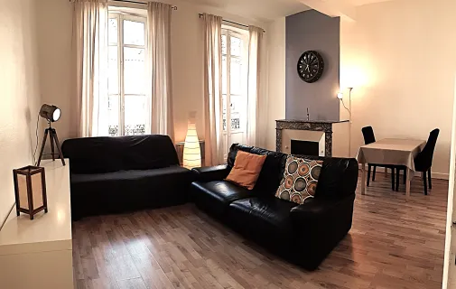 Location Bordeaux Appartement 67ed043655e6