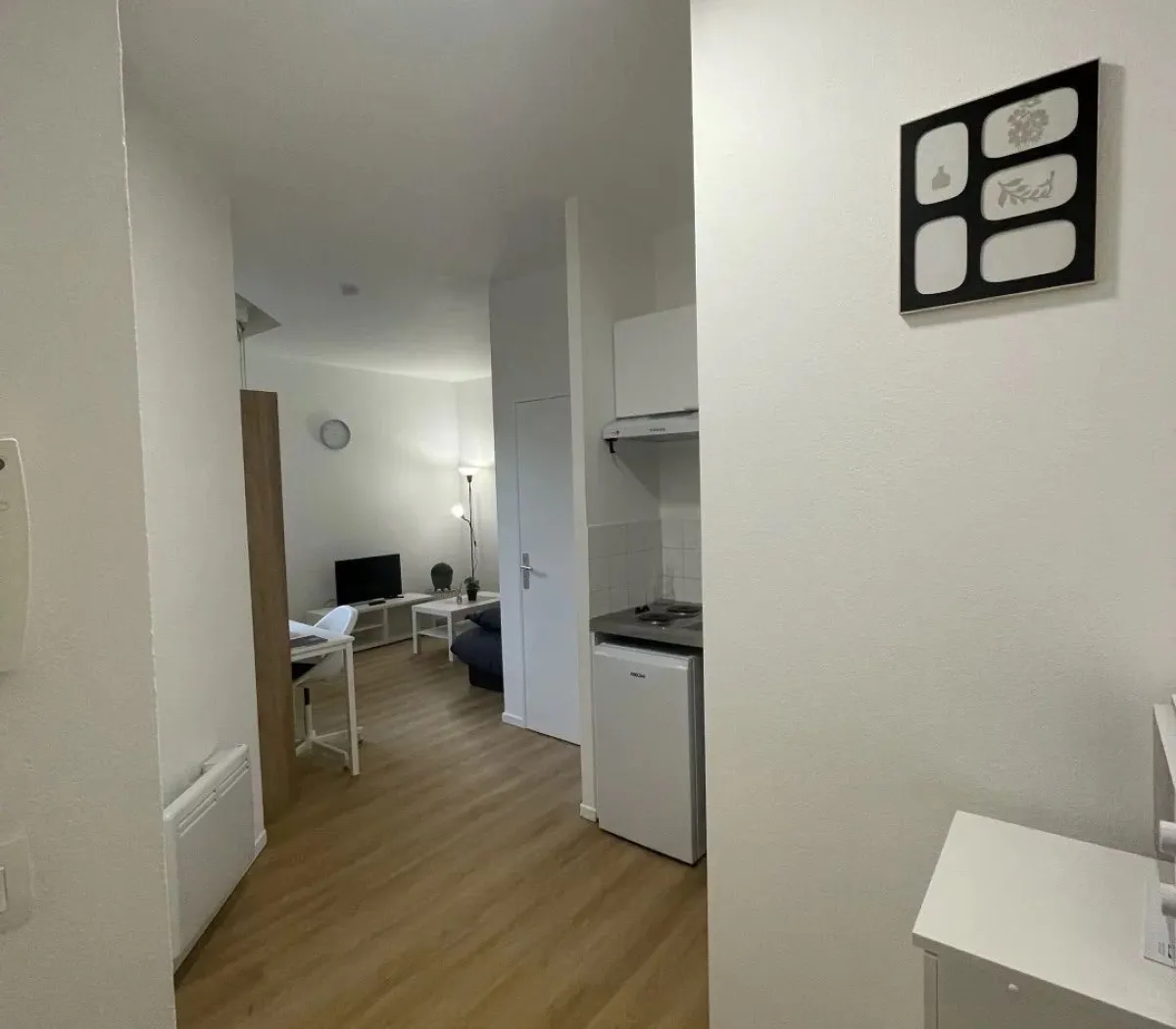 Location Issy-les-Moulineaux Appartement 67ed4c751940