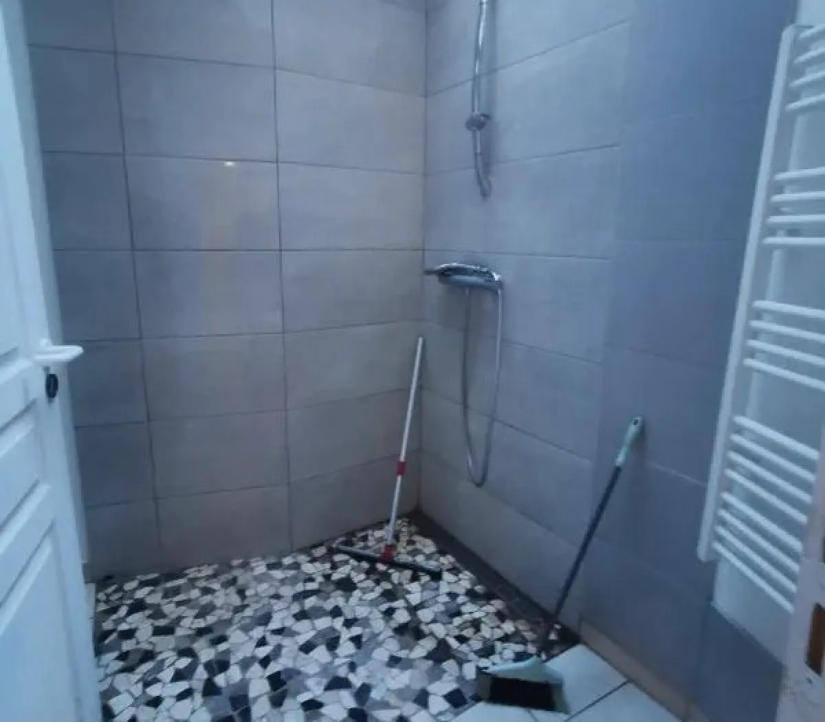 Location Neuville-sur-Saône Appartement 67efbbe782a5