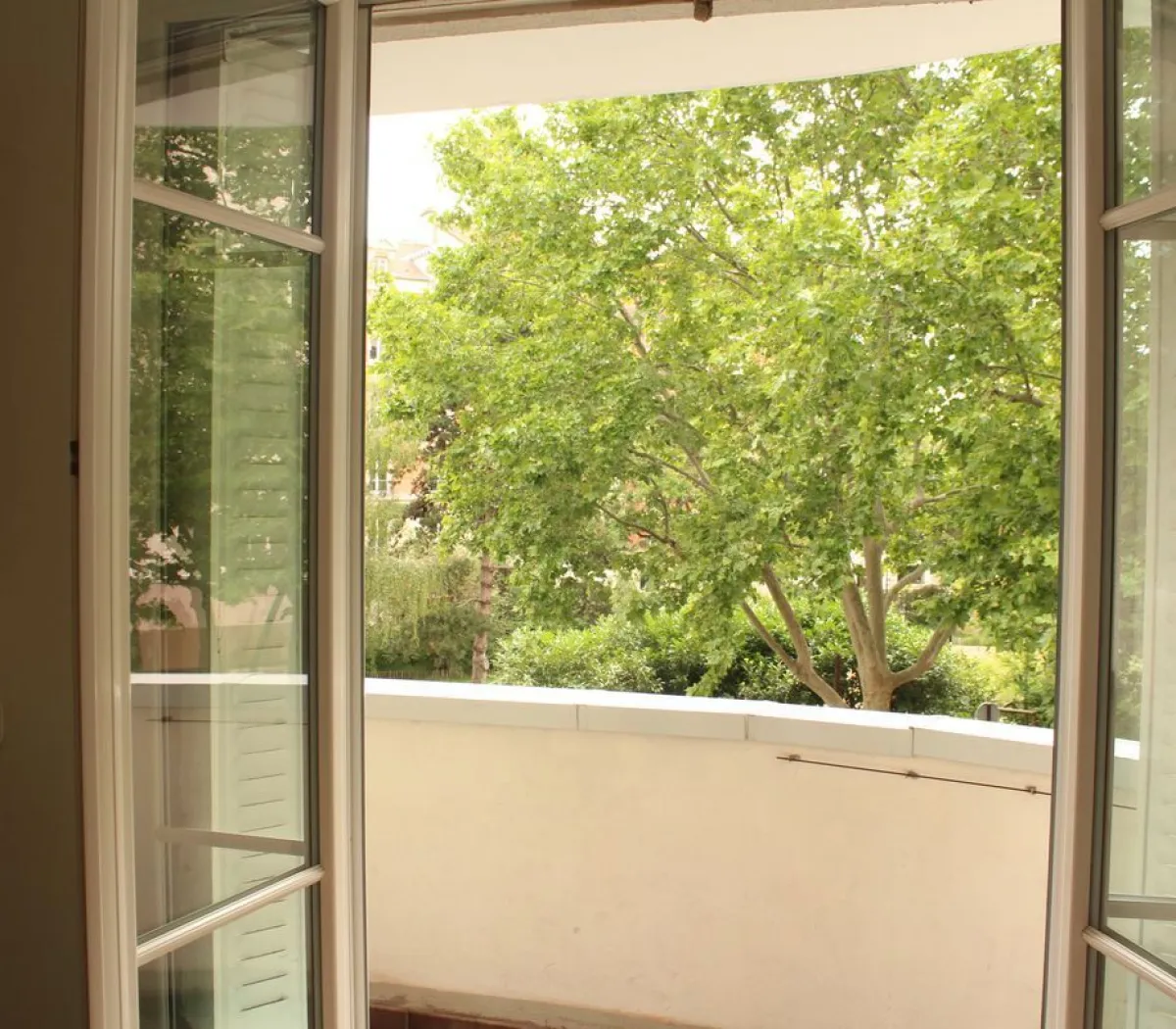 Location Courbevoie Appartement 67f4f8137033