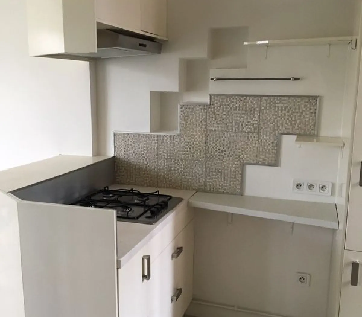 Location Courbevoie Appartement 67f4f8137033