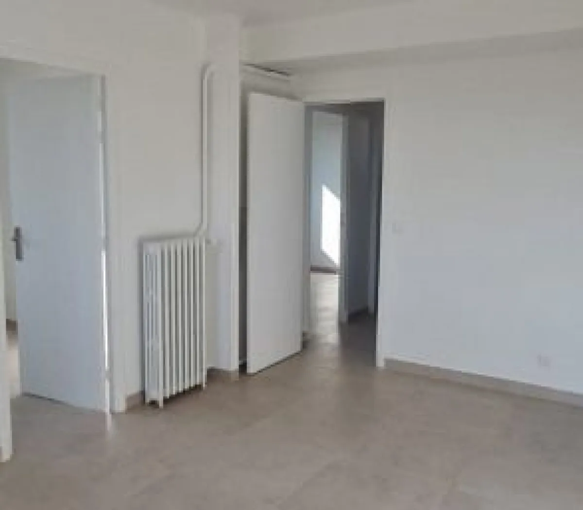 Location Épinay-sur-Seine Appartement 67f518471ad5