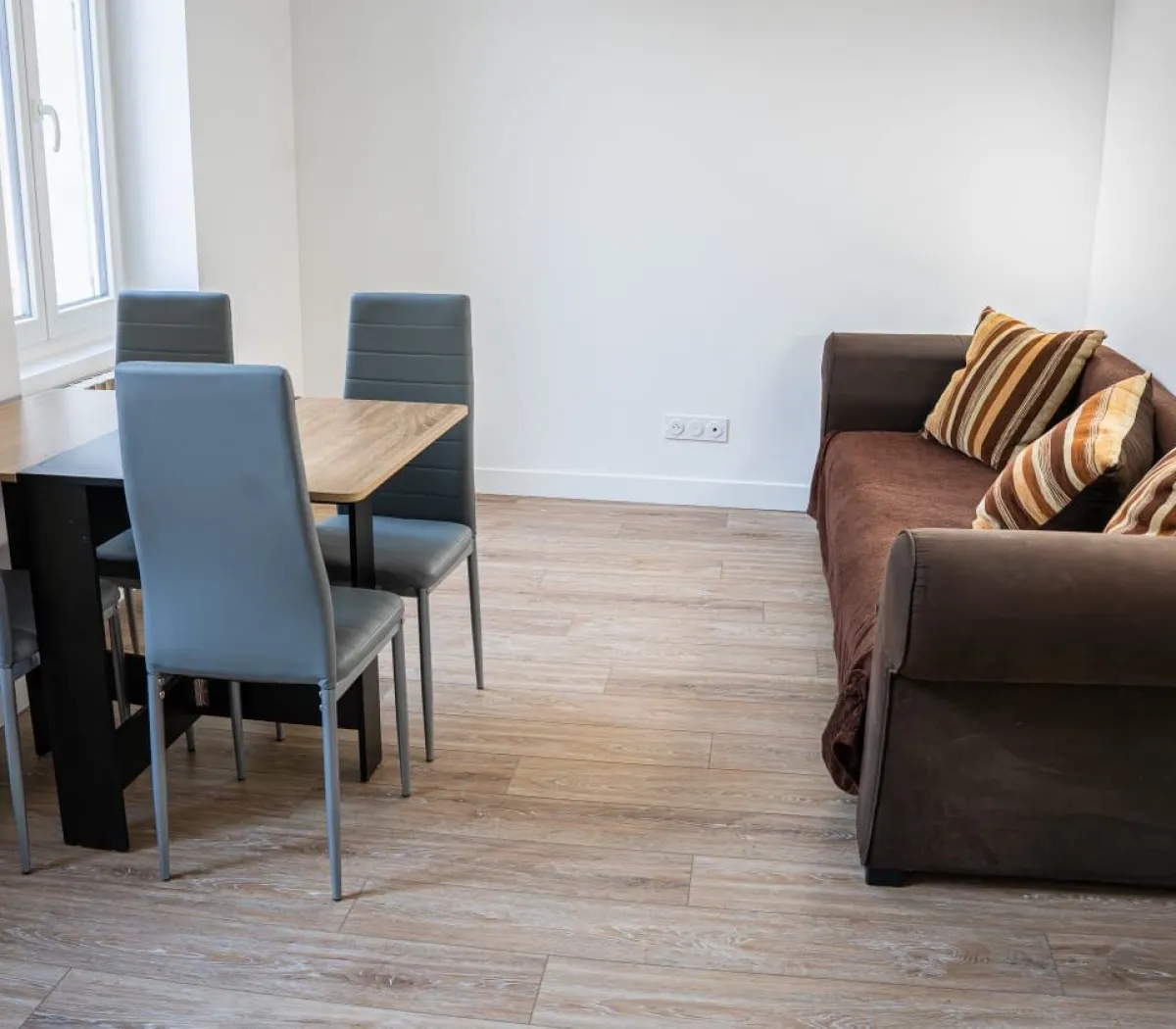 Location Valence Appartement 67f9aa0d35df