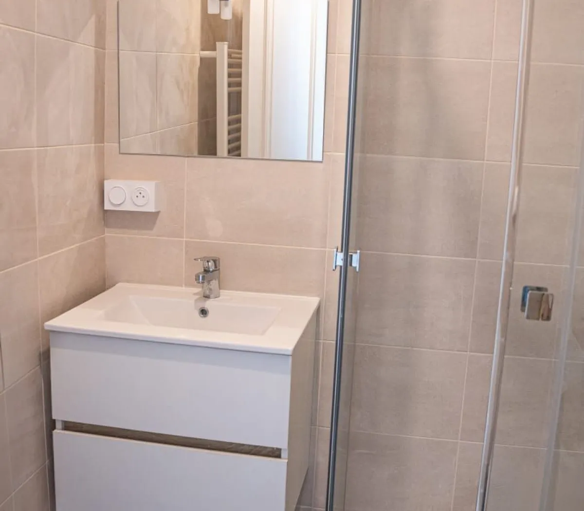 Location Valence Appartement 67f9aa0d35df