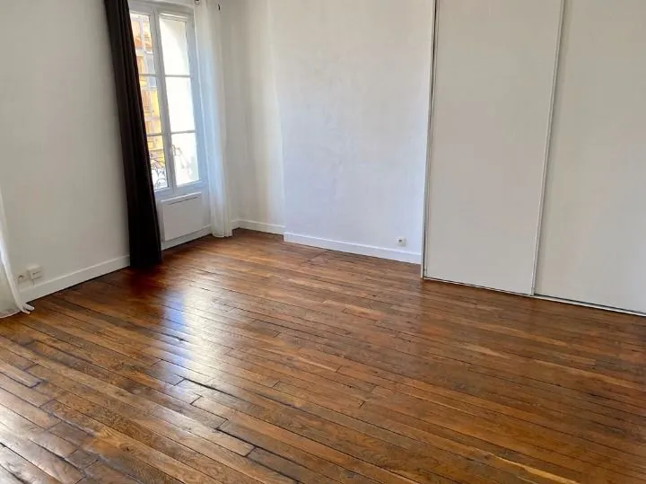 Location Paris Appartement 6800cb6c4def