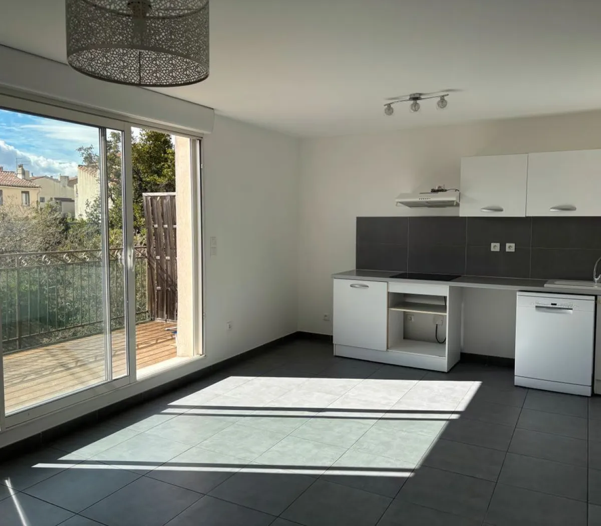 Location Marseille Appartement 68020eef7e04