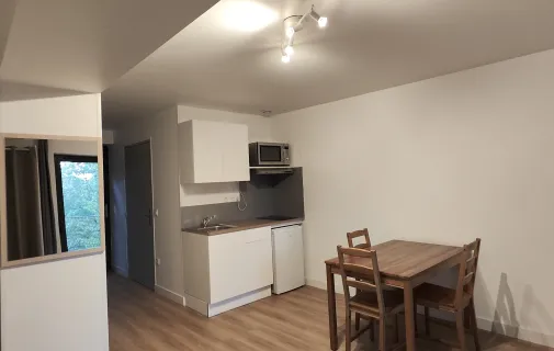Location Ivry-sur-Seine Appartement 68074f619c8e