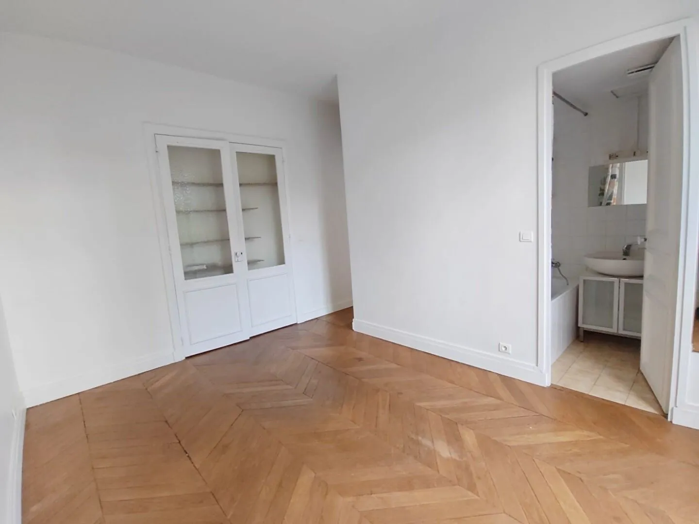 Location Paris Appartement 6807a9ea30b54
