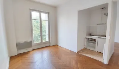 miniatureLocation Paris Appartement 6807a9ea30b52
