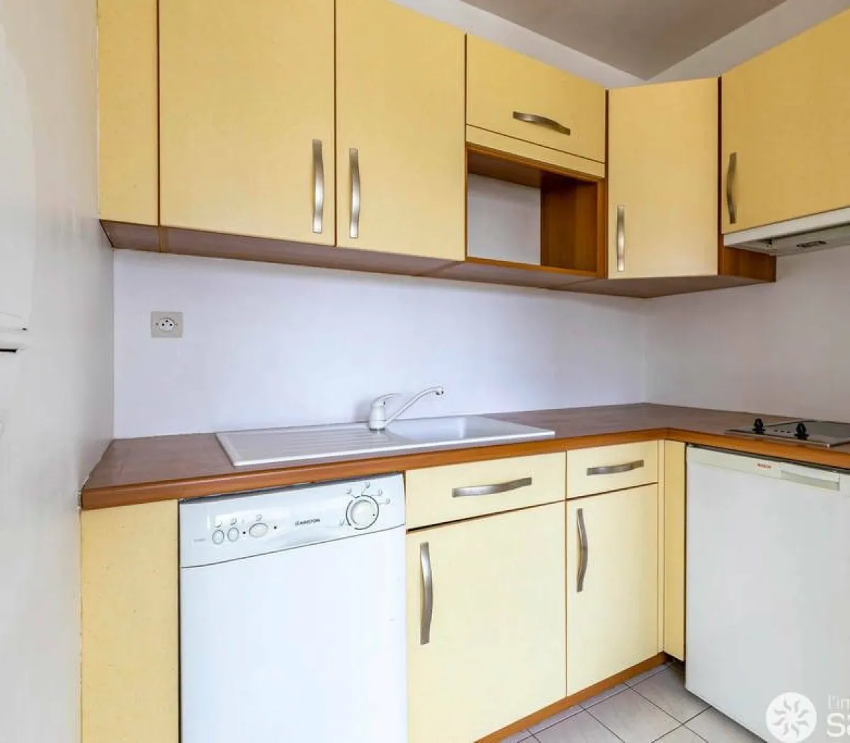 Location Courbevoie Appartement 680a347cbd70