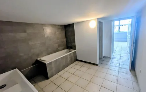 Location Carpentras Appartement 680b76ee370b