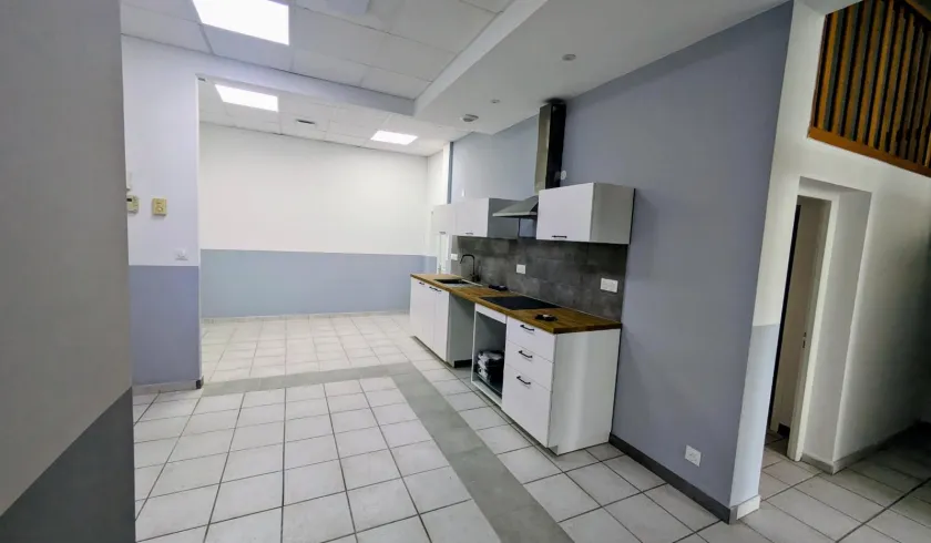 Location Carpentras Appartement 680b76ee370b1