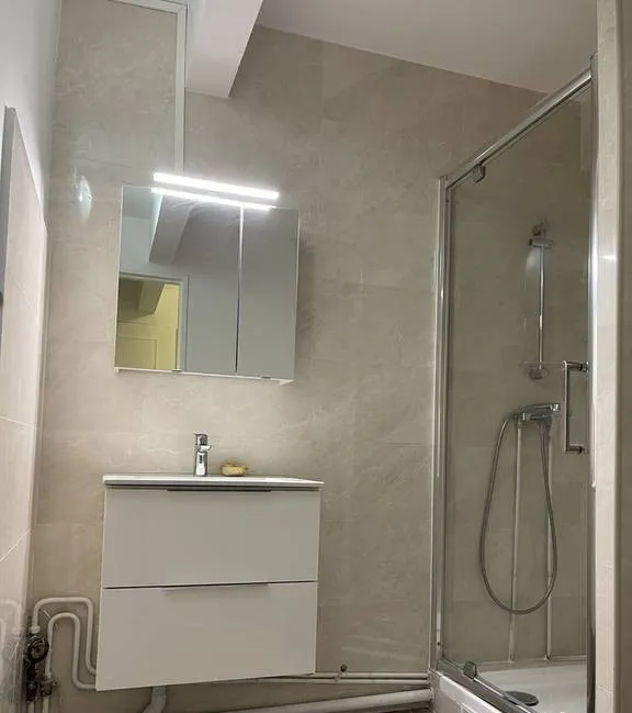 Location Châtillon Chambre 680f4f25319e
