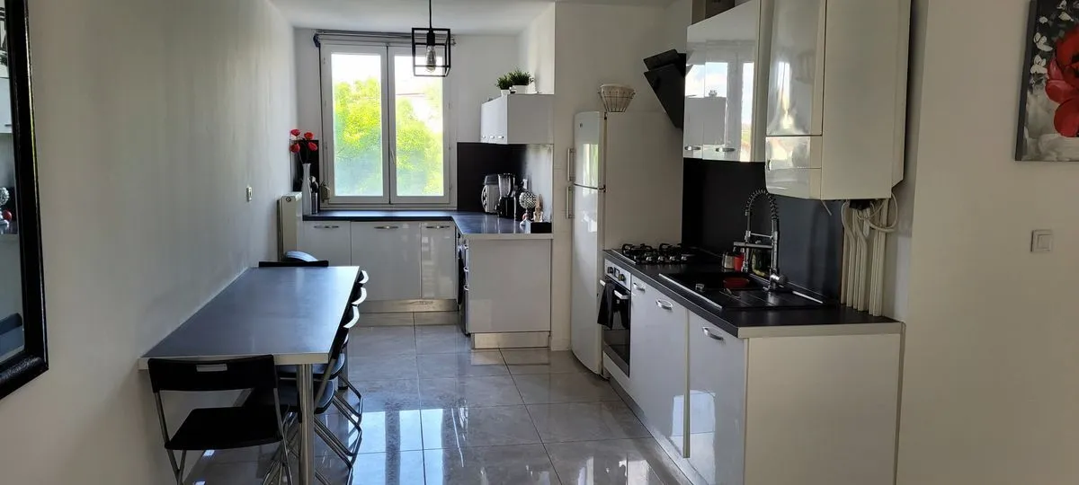 Location Bron Chambre 680f7794e6b4