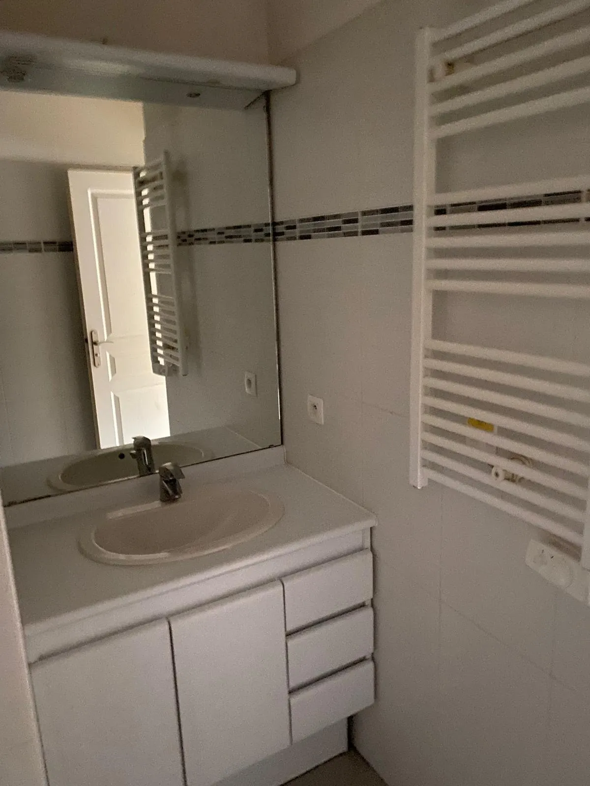 Location Noisy-le-Grand Appartement 6810aa90de56