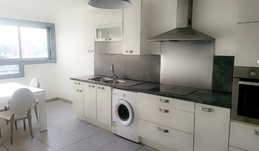 Location Saint-Priest Chambre 681871135b111