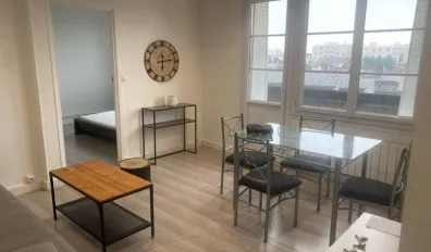 miniatureLocation Antony Appartement 68188409d4302