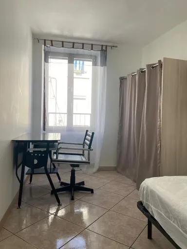 Location Vénissieux Chambre 6818d3e1c3e43