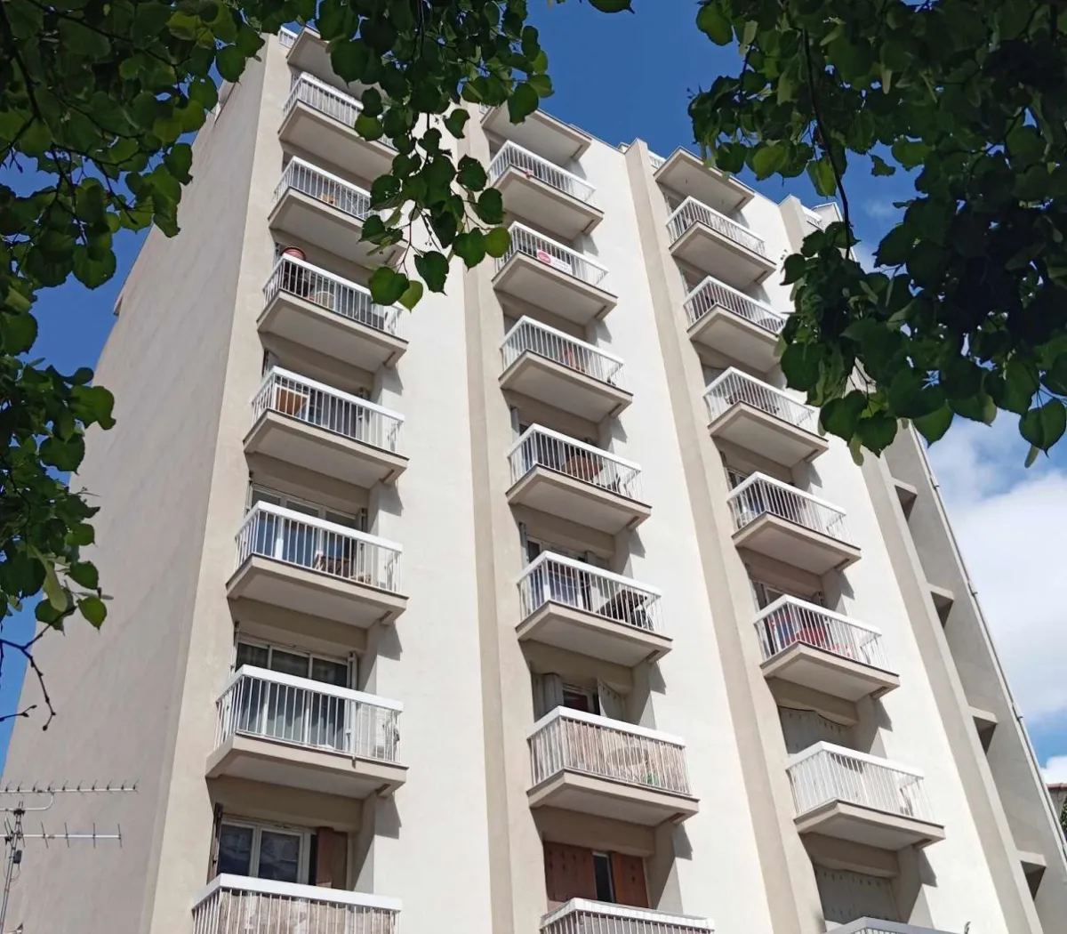 Location Marseille Appartement 681a49a9e737