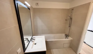 miniatureLocation Rueil-Malmaison Appartement 681b082932b02