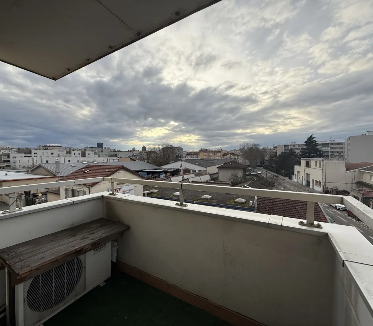 Location Villeurbanne Appartement 681b6db8b4ab