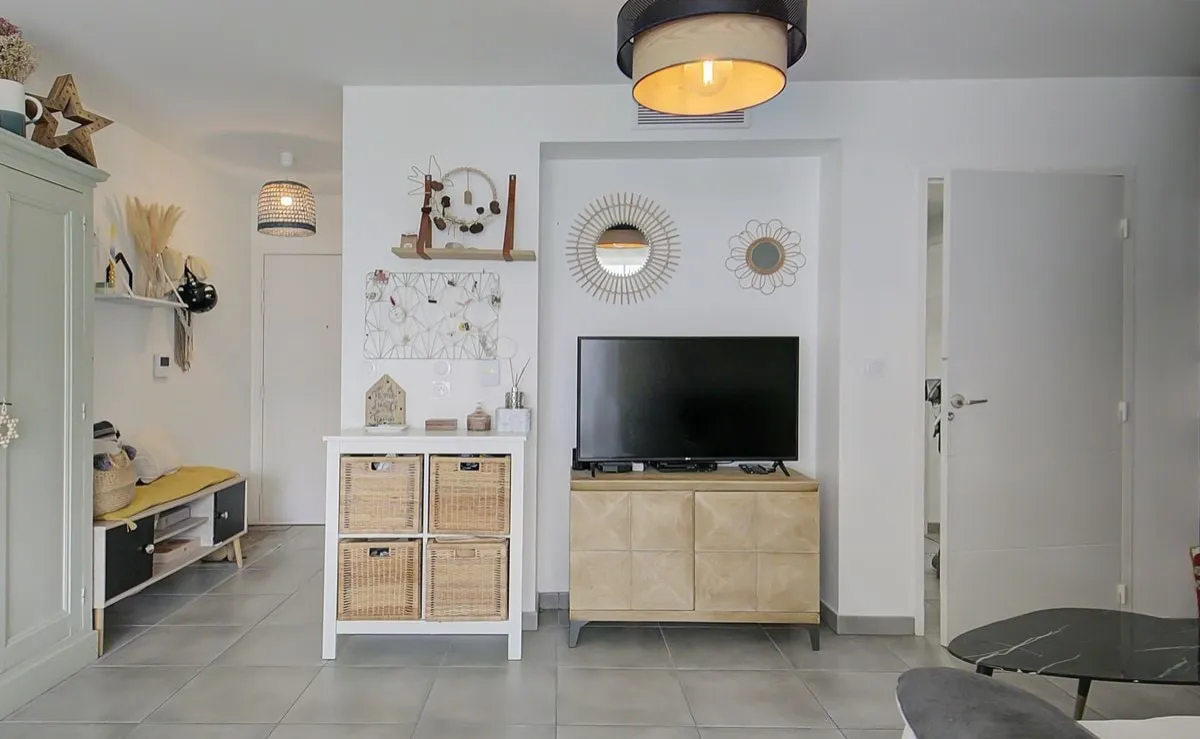 Location Lyon Appartement 68200c39cf854