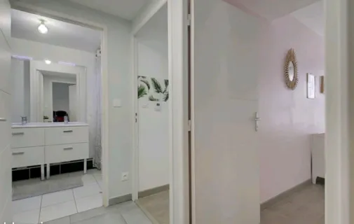 Location Lyon Appartement 68200c39cf85
