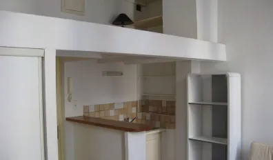 miniatureLocation Aix-en-Provence Appartement 6821fdbbd0132
