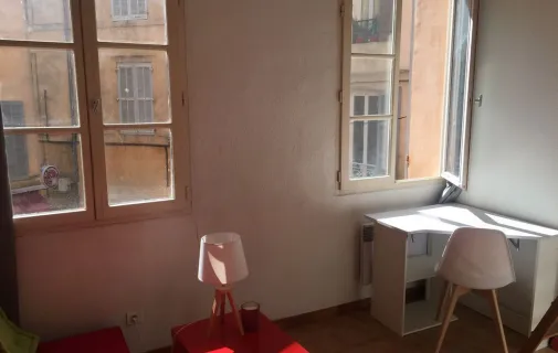 Location Aix-en-Provence Appartement 6821fdbbd013