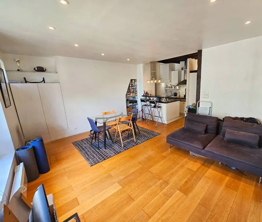 Location Paris Appartement 682341bf68981