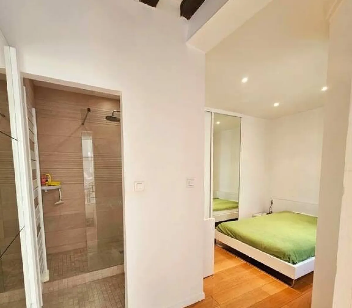 Location Paris Appartement 682341bf6898