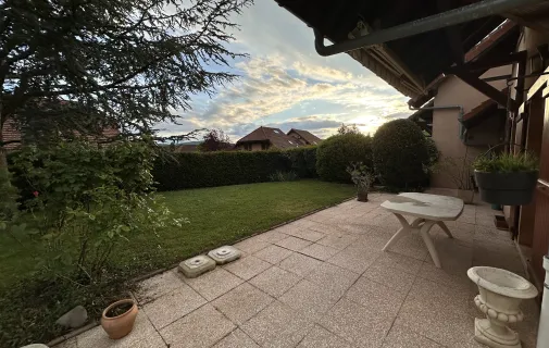 Location La Balme-de-Sillingy Maison 682463fece0c