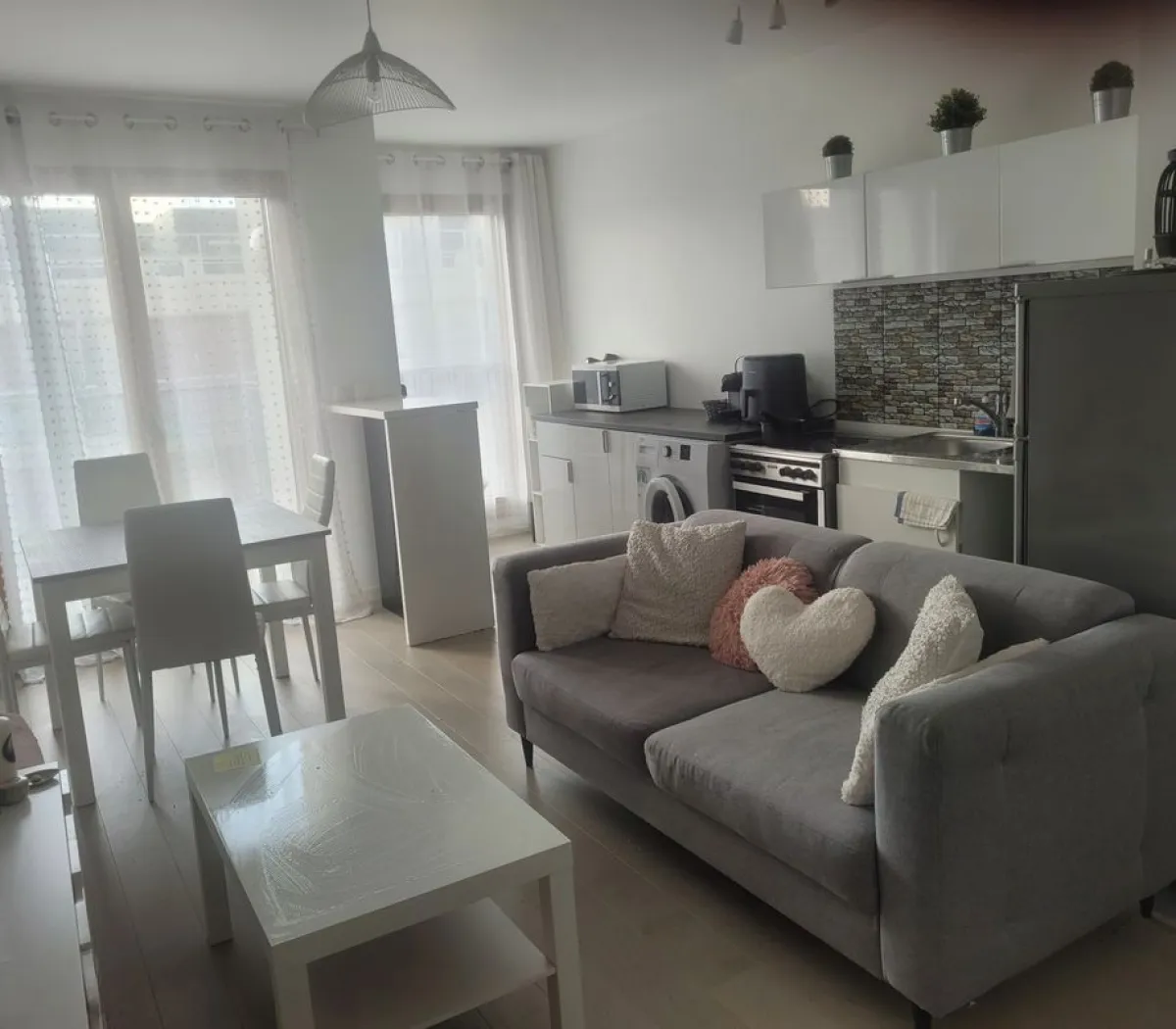 Location Arcueil Appartement 68259efe3d8c