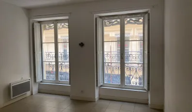 miniatureLocation Marseille Appartement 682745f0dbc92