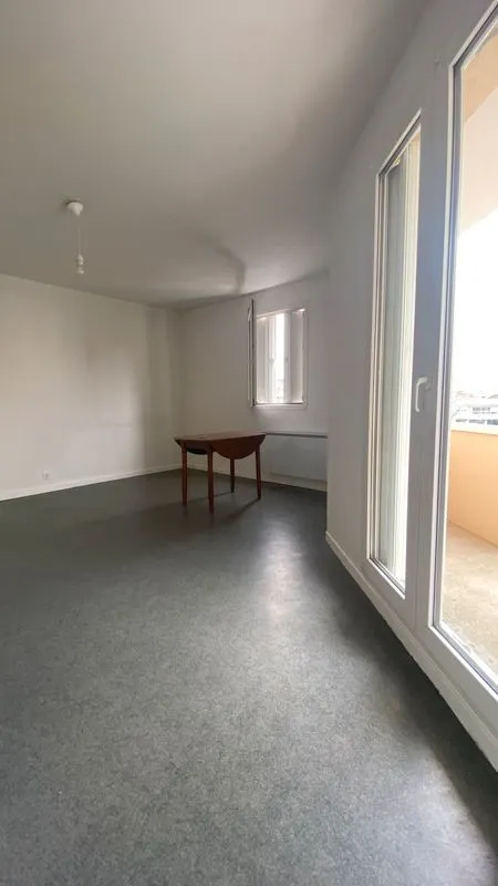 Location Clermont-Ferrand Appartement 682ae952d3b52