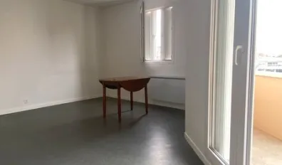 miniatureLocation Clermont-Ferrand Appartement 682ae952d3b52