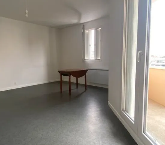 Location Clermont-Ferrand Appartement 682ae952d3b52