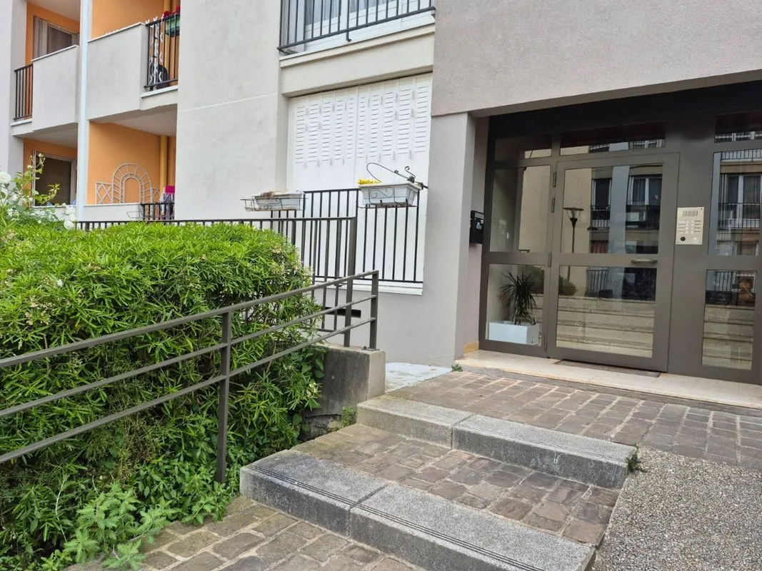 Location Les Ulis Appartement 682af1eb6b7c1