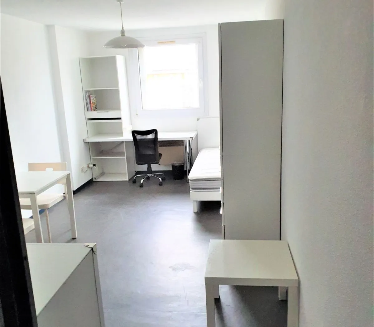 Location Villeurbanne Appartement 682c75da010b