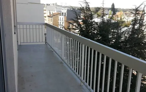 Location Clamart Appartement 682dcbbf5b01