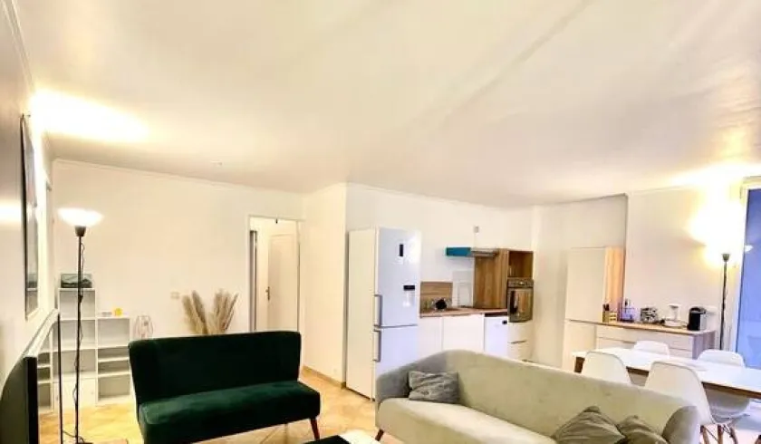 Location Champs-sur-Marne Chambre 682dce0940e2