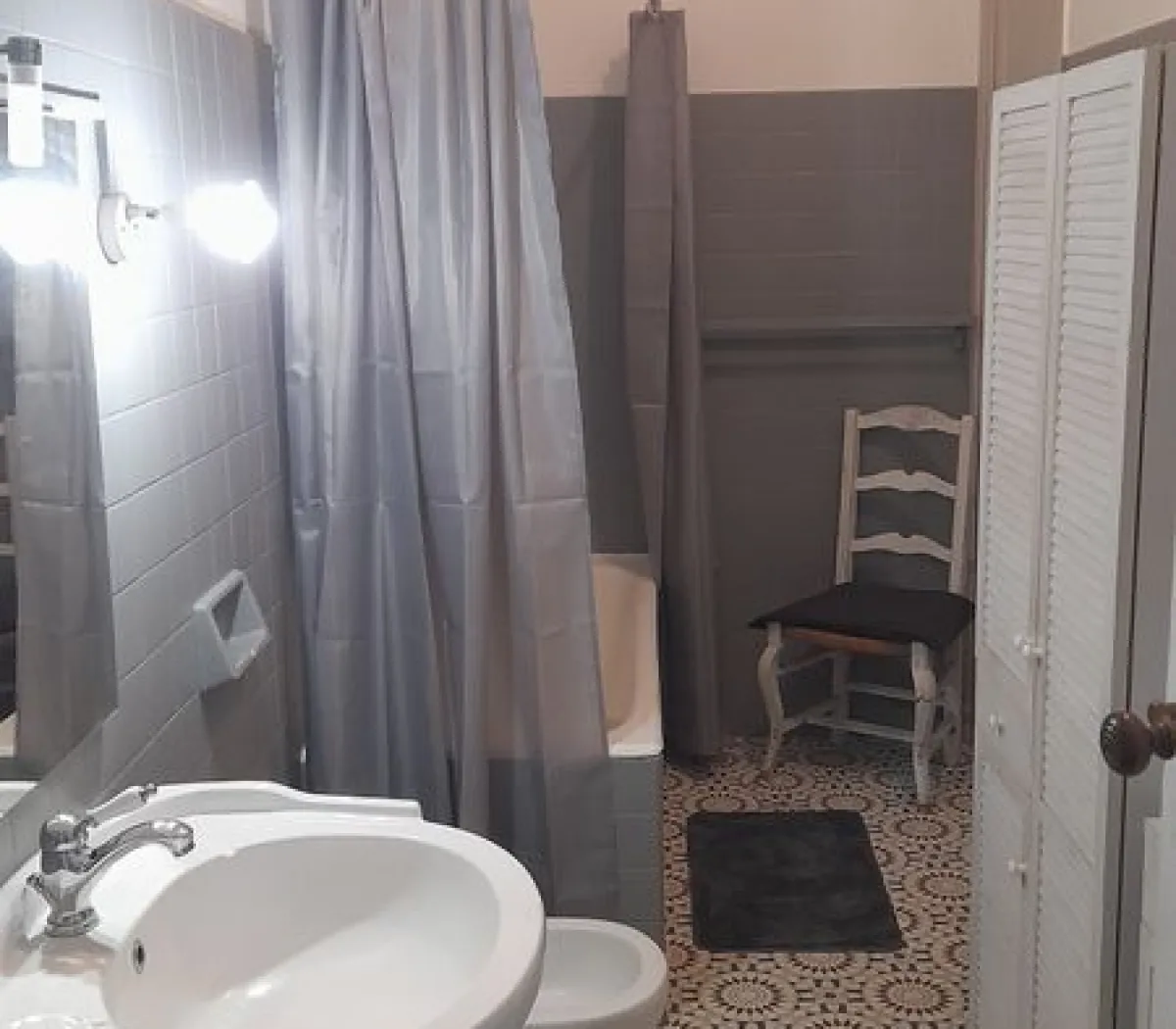 Location Bordeaux Appartement 682dd668a970