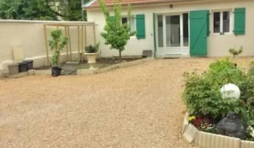 Location Lyon Maison 682dd7cc48e31