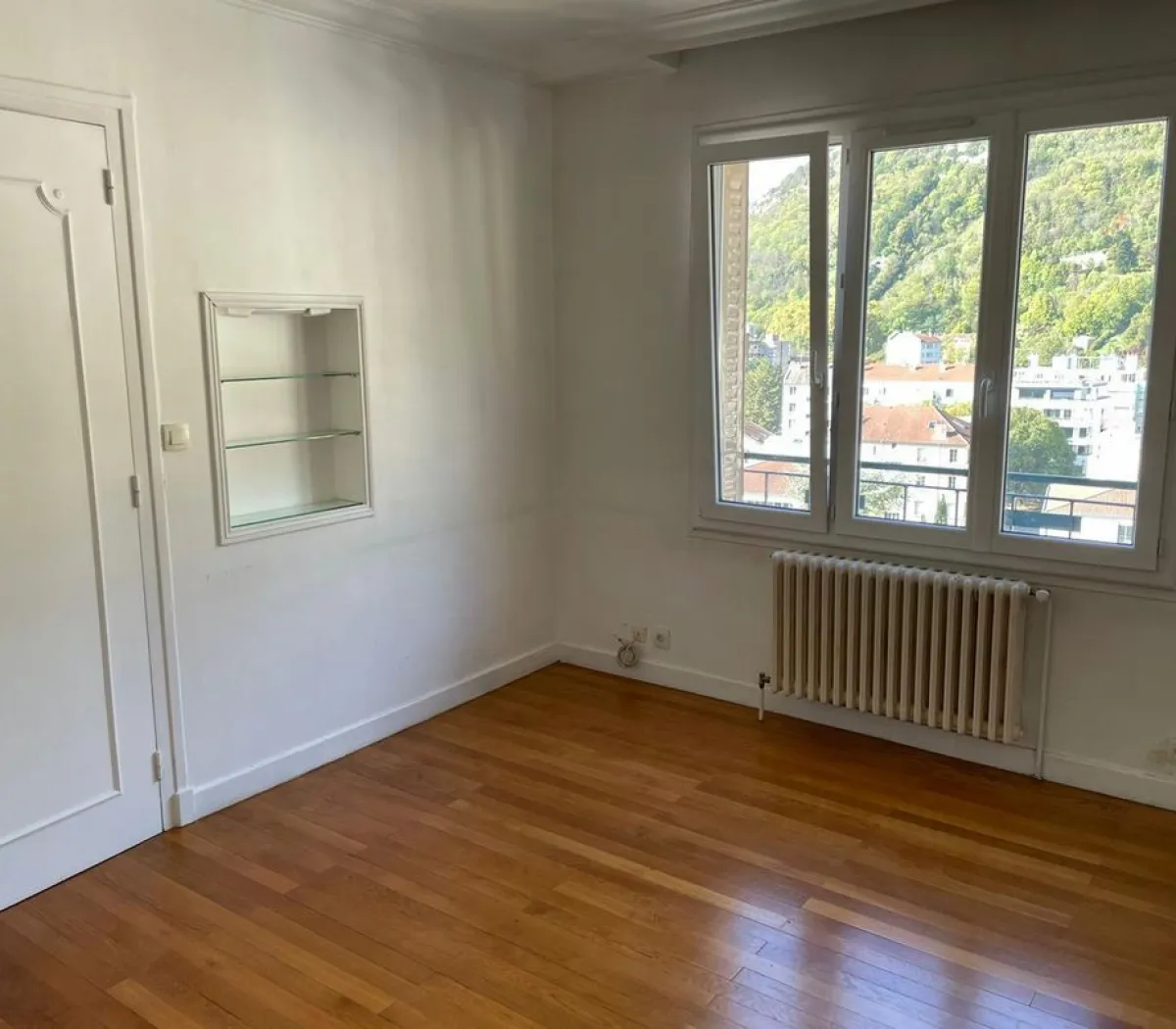 Location Grenoble Appartement 682ee66e10d5
