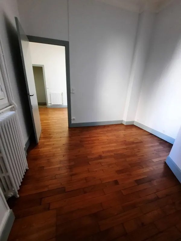 Location Clermont-Ferrand Appartement 6830773491611