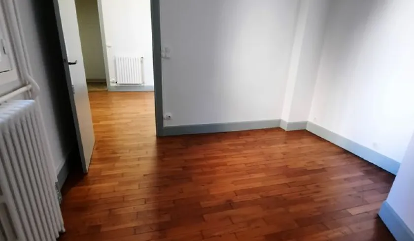 Location Clermont-Ferrand Appartement 6830773491611