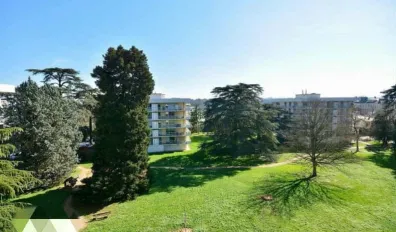 miniatureLocation Lyon Appartement 6832dba673ad2