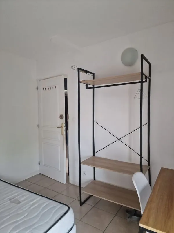 Location Vénissieux Appartement 68342e04dba93