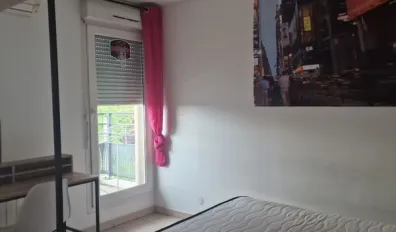 miniatureLocation Vénissieux Appartement 68342e04dba92