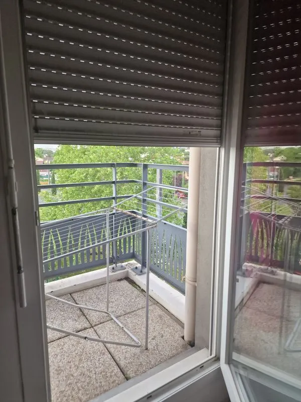 Location Vénissieux Appartement 68342e04dba92